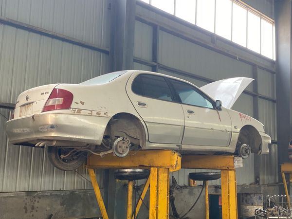 報(bào)廢機(jī)動(dòng)車拆解